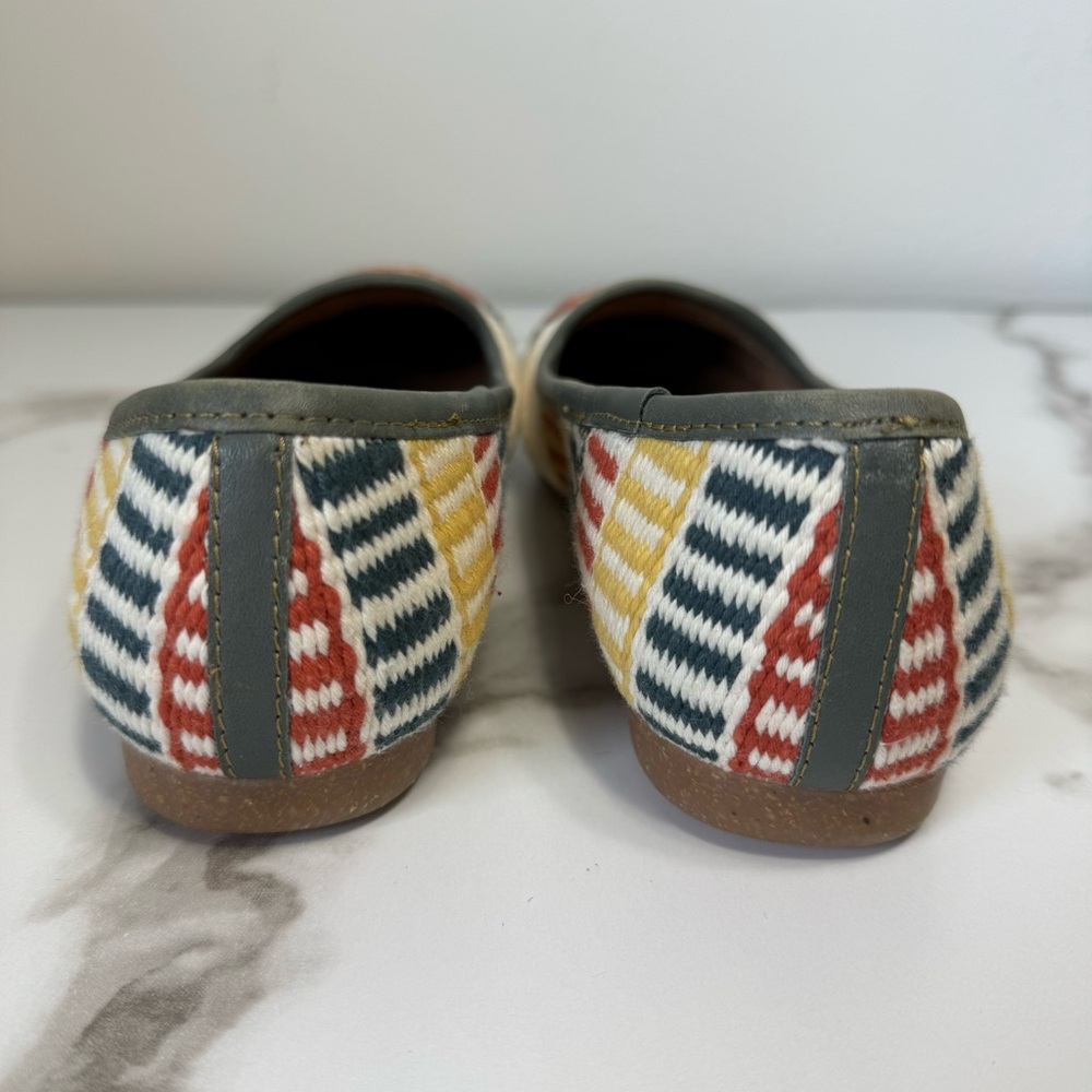 NWOT Born Giselle Woven Cotton Hand Dyed White Vibrant Multicolor Women’s Flats - Picture 3 of 11